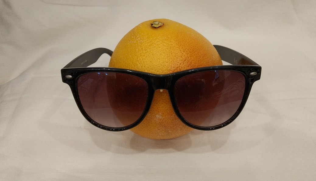 Апельсин в очках