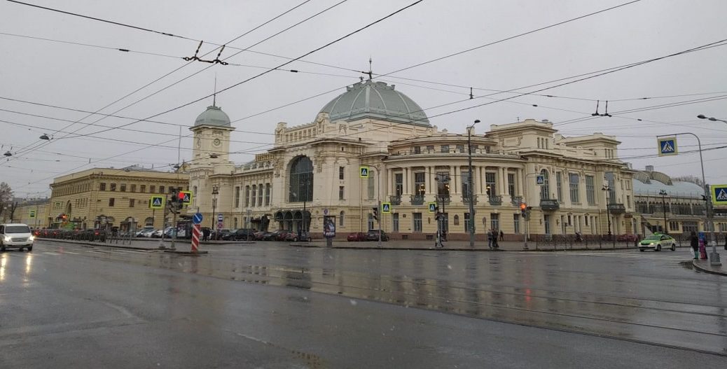 Витебский вокзал в Петербурге